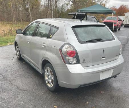 2010 Pontiac Vibe Base
