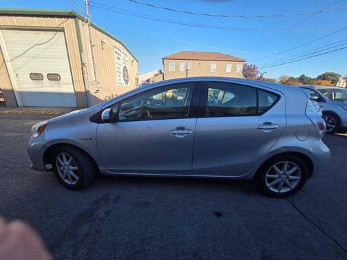 Silver 2012 Toyota Prius c Four