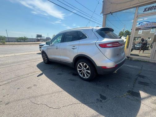 2016 Lincoln MKC Select