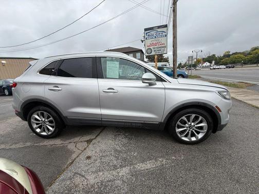 2016 Lincoln MKC Select