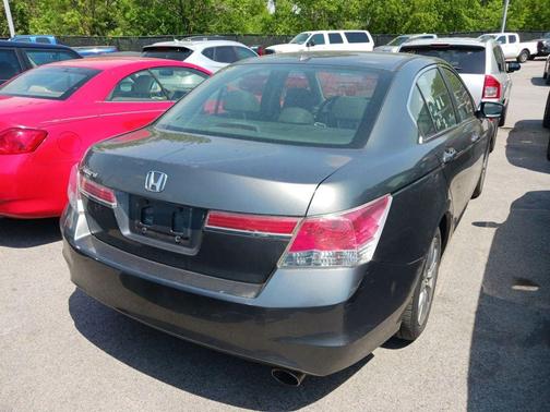 Gray 2011 Honda Accord SE