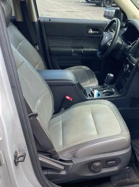 Silver 2017 Ford Flex Limited