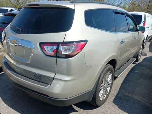 Gold 2015 Chevrolet Traverse 1LT