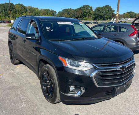 Gray 2019 Chevrolet Traverse LT Cloth
