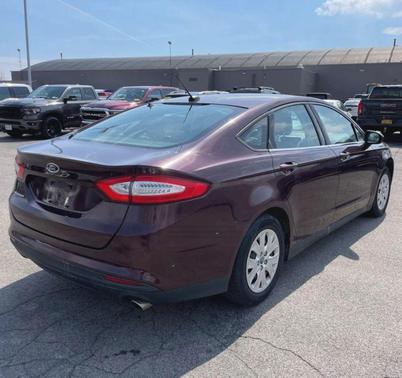 Burgundy 2013 Ford Fusion SE
