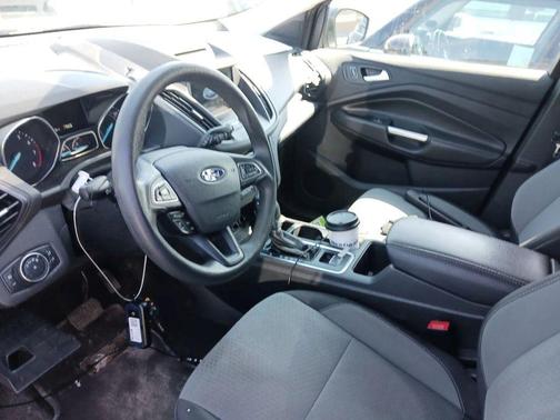 Blue 2018 Ford Escape SE