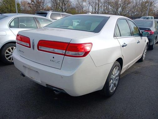 2012 Lincoln MKZ Base