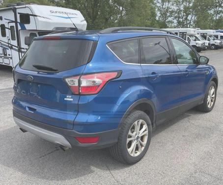 Blue 2018 Ford Escape SE