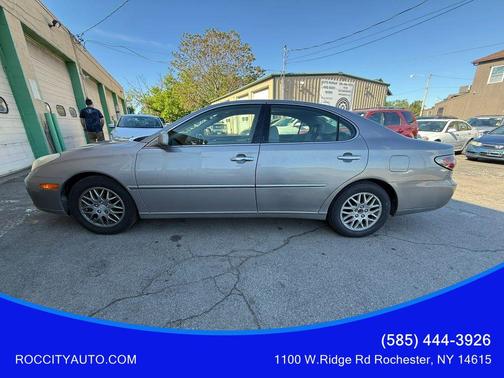 Gray 2004 Lexus ES 330 Base