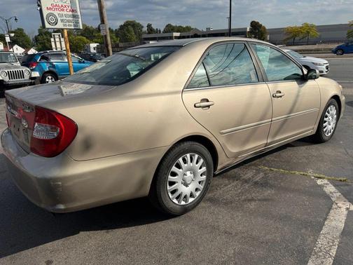 2002 Toyota Camry LE