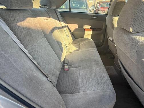 2002 Toyota Camry LE