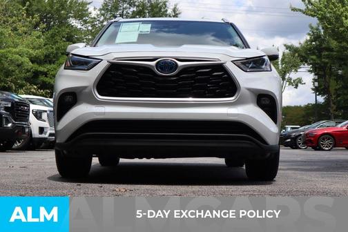 2023 Toyota Highlander Hybrid Bronze Edition