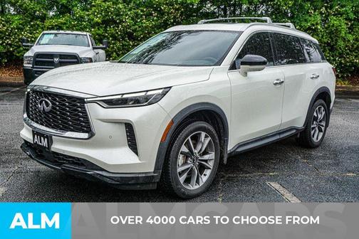 Majestic White 2024 INFINITI QX60 Luxe