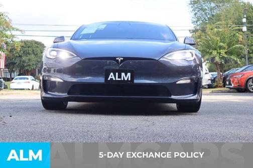 2022 Tesla Model S Base