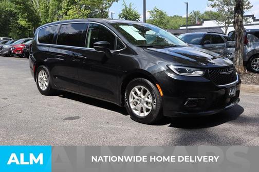 2023 Chrysler Pacifica Touring-L