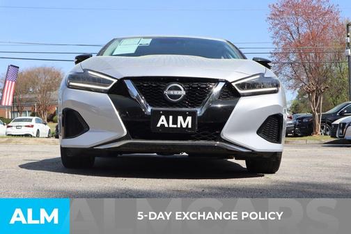 2023 Nissan Maxima SV