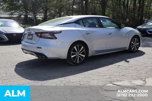 2023 Nissan Maxima SV