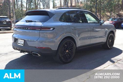 2024 Porsche Cayenne Base