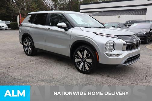 2025 Mitsubishi Outlander SE