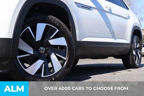 2025 Volkswagen Atlas Cross Sport 2.0T SE w/Technology