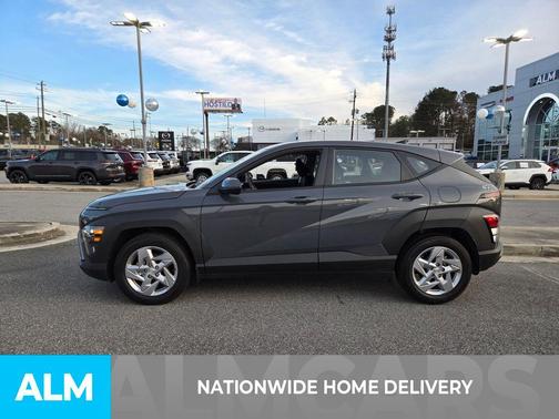 Gray Pearl 2025 Hyundai KONA SE