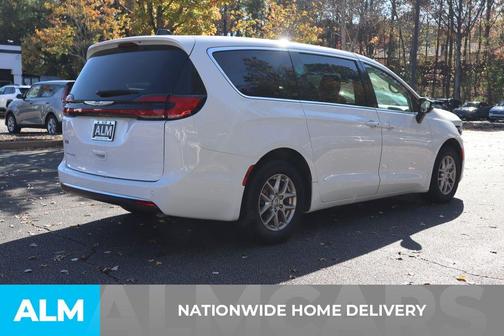 2024 Chrysler Pacifica Touring-L