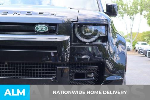 2023 Land Rover Defender 110 V8