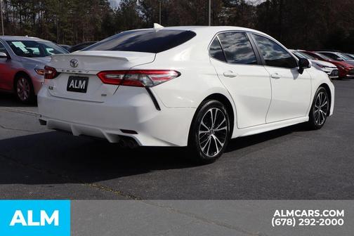 2023 Toyota Camry SE