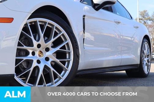 2018 Porsche Panamera 4