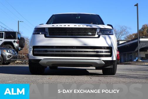 2024 Land Rover Range Rover P530 SE