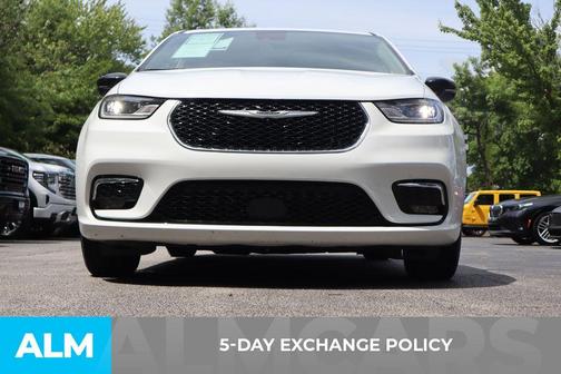 2024 Chrysler Pacifica Touring-L