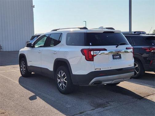 2023 GMC Acadia AWD SLT