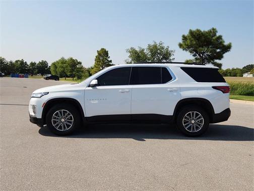 2022 Chevrolet Traverse LT Leather