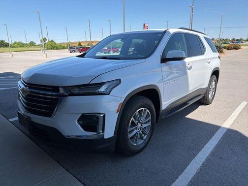 Summit White 2022 Chevrolet Traverse LT Leather