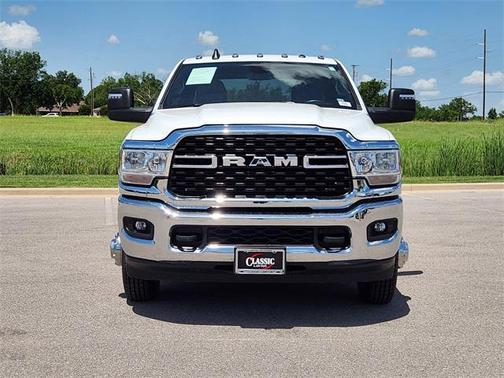 2024 RAM 3500 Big Horn Crew Cab 4x4 8' Box
