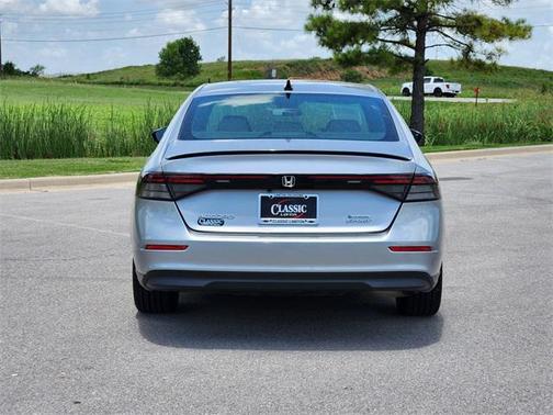2023 Honda Accord Hybrid Base