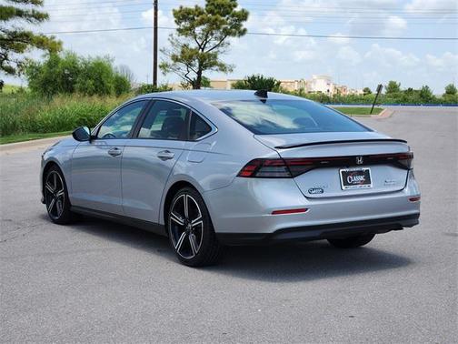 2023 Honda Accord Hybrid Base