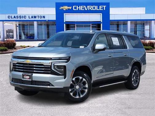 2025 Chevrolet Suburban LT