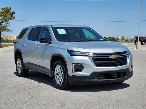 2022 Chevrolet Traverse LS