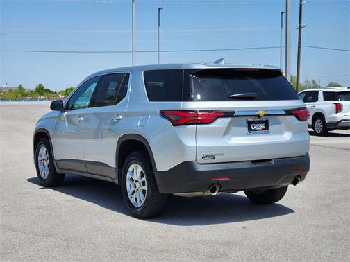 2022 Chevrolet Traverse LS