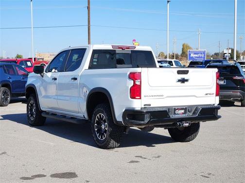 2023 Chevrolet Silverado 1500 ZR2