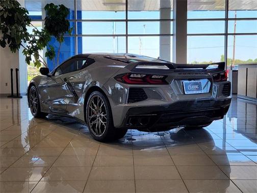 2024 Chevrolet Corvette Stingray w/2LT