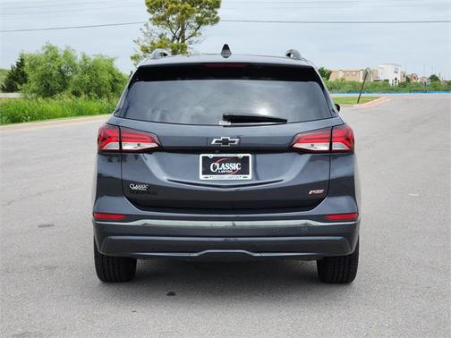 2022 Chevrolet Equinox FWD RS