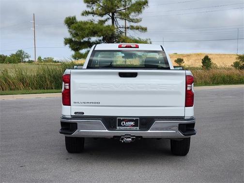2024 Chevrolet Silverado 1500 WT