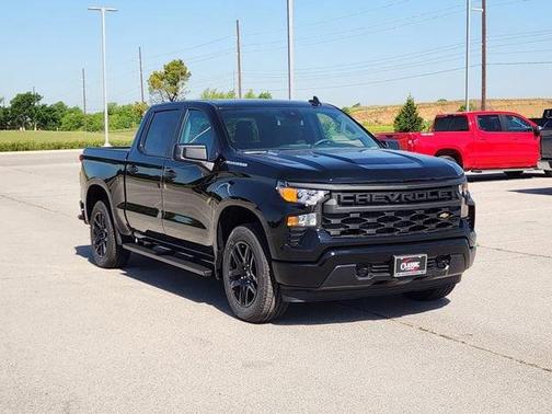 Black 2026 Chevrolet Silverado 1500 Custom