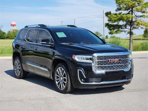 2022 GMC Acadia Denali