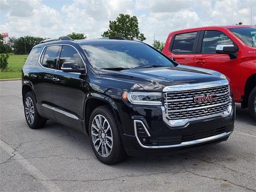 2022 GMC Acadia Denali