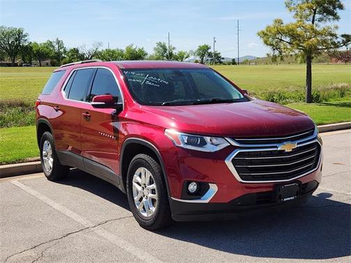 2021 Chevrolet Traverse LT Cloth