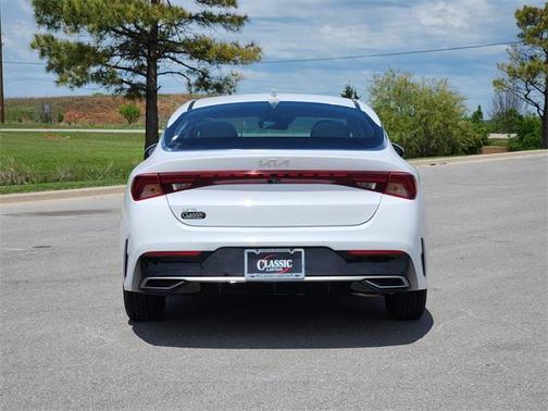 2023 Kia K5 LXS