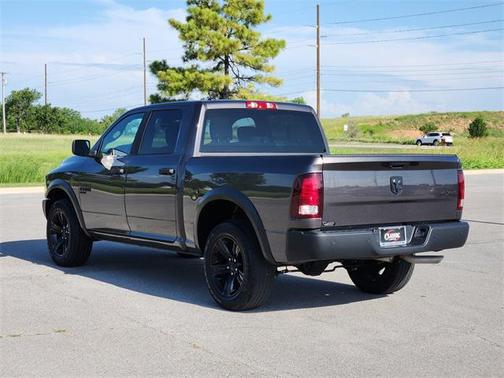 2024 RAM 1500 Classic Warlock Crew Cab 4x4 5'7' Box